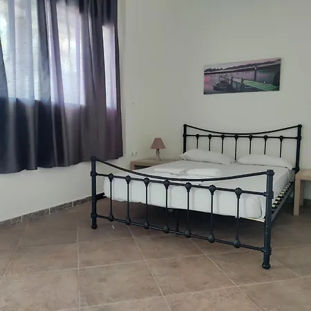 컨트리하우스 Kalogria Beach Apartments 칼로그리아