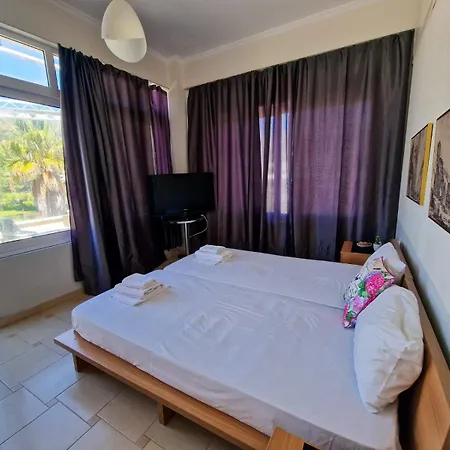 Kalogria Beach Apartments * カログリア