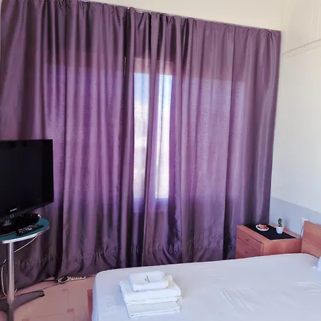 Kalogria Beach Apartments בית כפרי