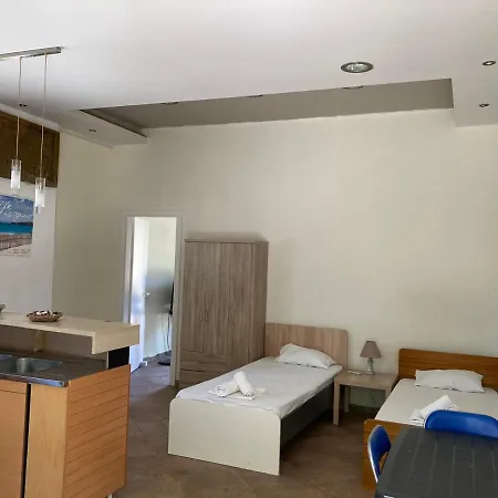 Летний дом Kalogria Beach Apartments Калогрия