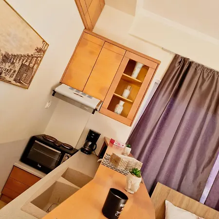 Kalogria Beach Apartments * Калогрия