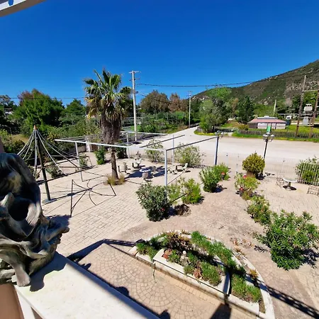 Kalogria Beach Apartments Летний дом Калогрия