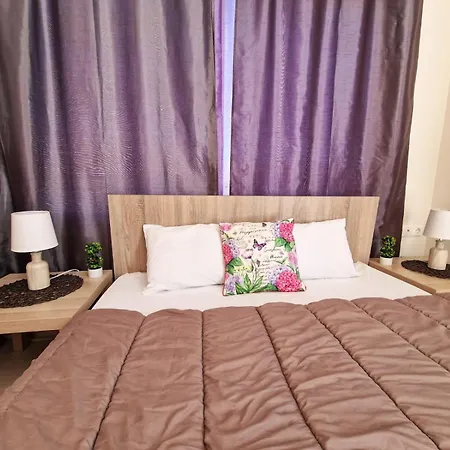 Kalogria Beach Apartments *