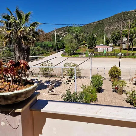 Kalogria Beach Apartments Летний дом Калогрия