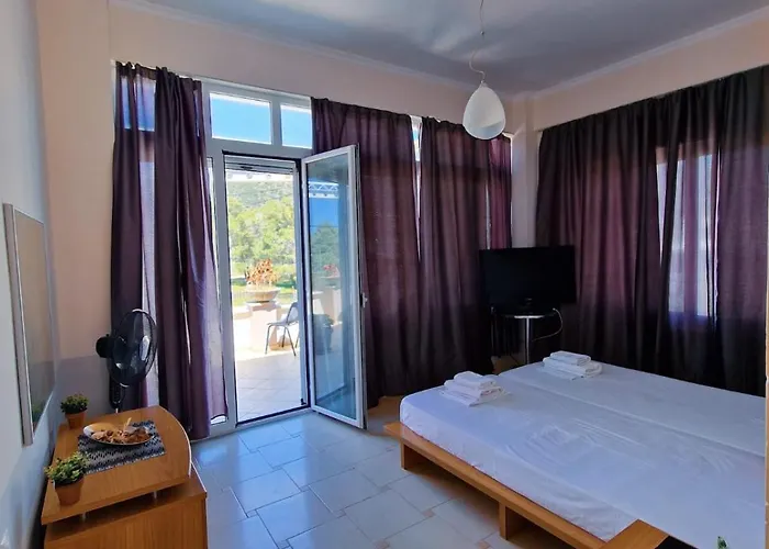 Kalogria Beach Apartments