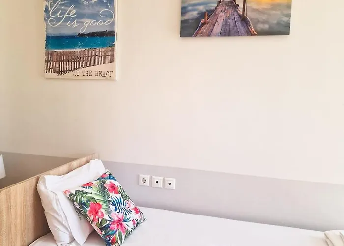 Kalogria Beach Apartments Καλογριά