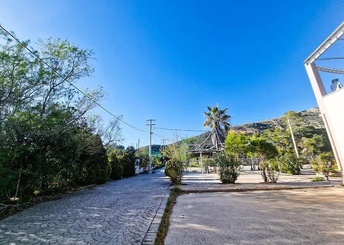 Kalogria Beach Apartments