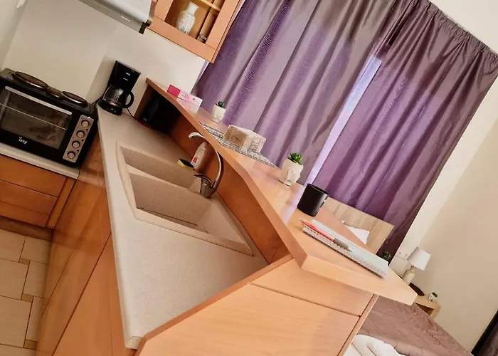 Kalogria Beach Apartments *