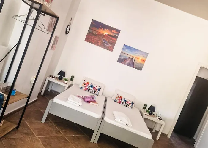 Kalogria Beach Apartments *